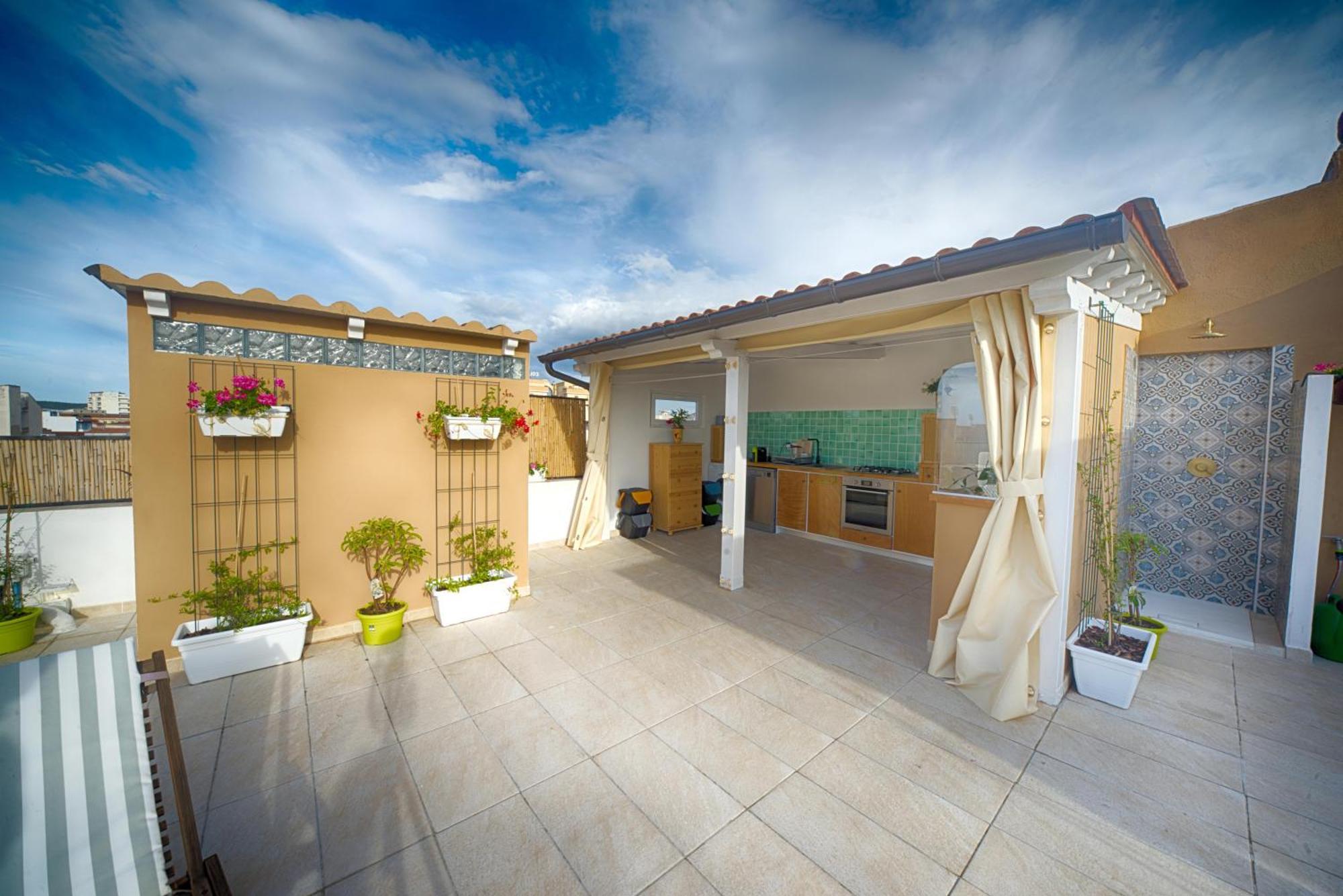 Terrace Rooms Olbia Center Exterior foto